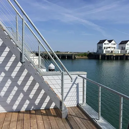 Hausboot Antares One By Seeblick Ferien Oro