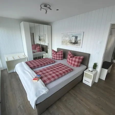 Hausboot Antares One By Seeblick Ferien Oro Сasa de vacaciones